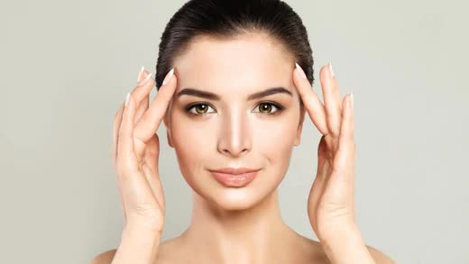 5 Signs Your Skin Is Aging Faster Than It Should