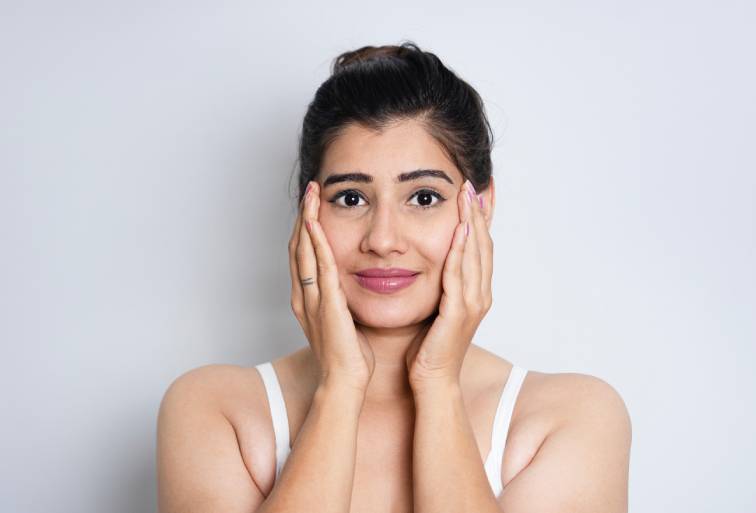 Dull Skin Explained: Causes, Care & CIEL’s Expert Solutions