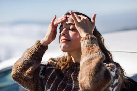 5 Compelling Reasons For Not Skipping Sunscreen This Winter