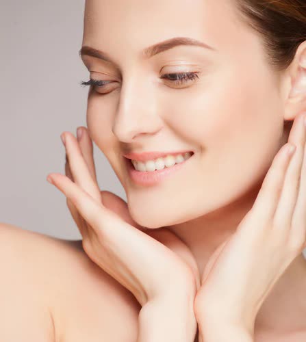 Follow These 4 Tips For A Glowing Complexion