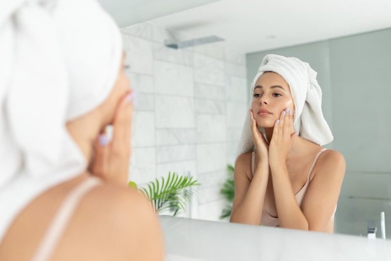 What’s the Best Night time Skincare Routine After a Day in the Sun?